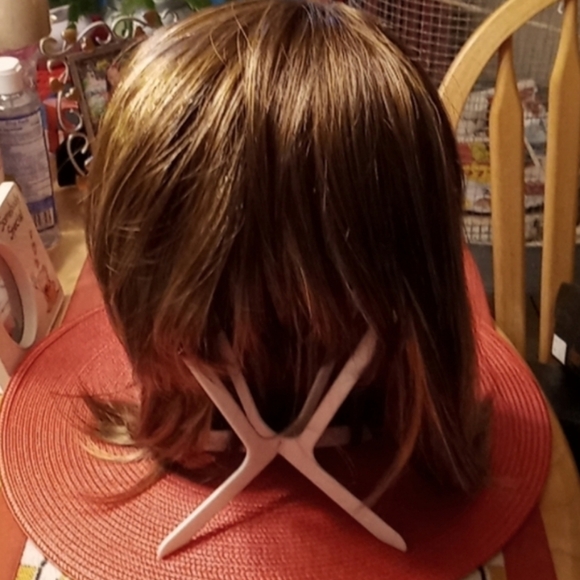 Bundle of 3 Brand NEW,Beautiful, Wigs with Accessories - Picture 13 of 16